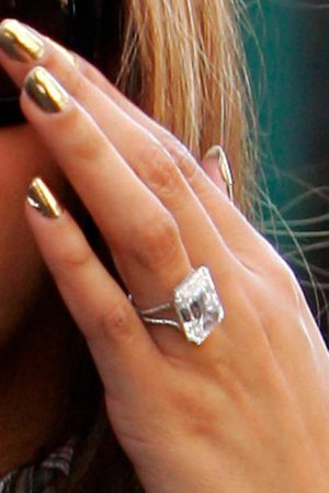 Beyoncé's Engagement Ring - Ringspo