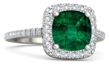 cushion emerald 14k white gold ring with diamond2 e1434354414175