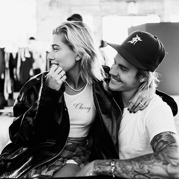 1 Hailey Baldwins Engagement Ring Hailey Baldwin and Justin Bieber