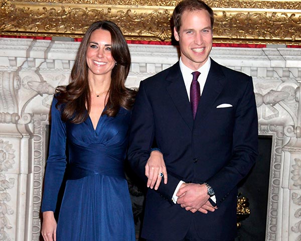 2 Kate Middletons Engagement Ring Debut