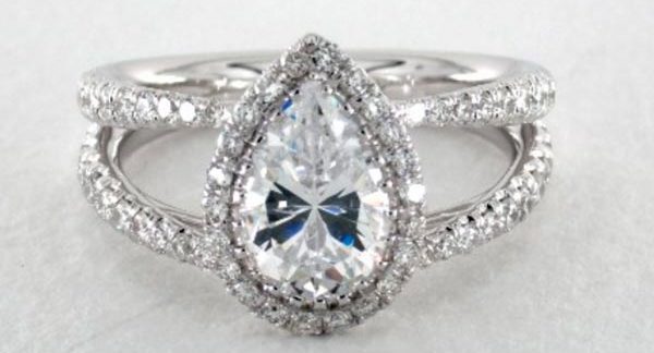 Sophie Turners Engagement Ring Double Band Setting