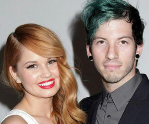 Debby Ryan’s Engagement Ring