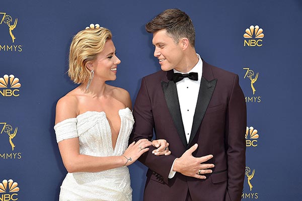 Scarlett Johanssons Engagement Ring Scarlett Johansson And Colin Jost