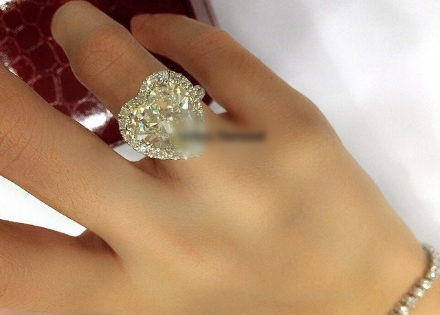 10 carat heart halo diamond ring