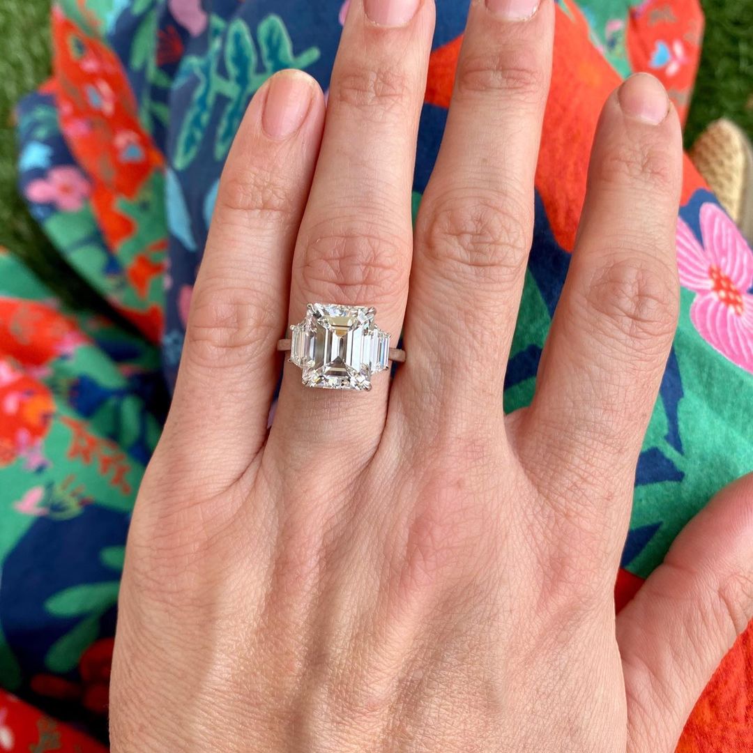 What Wedding Band Goes with an Emerald Cut Engagement Ring?