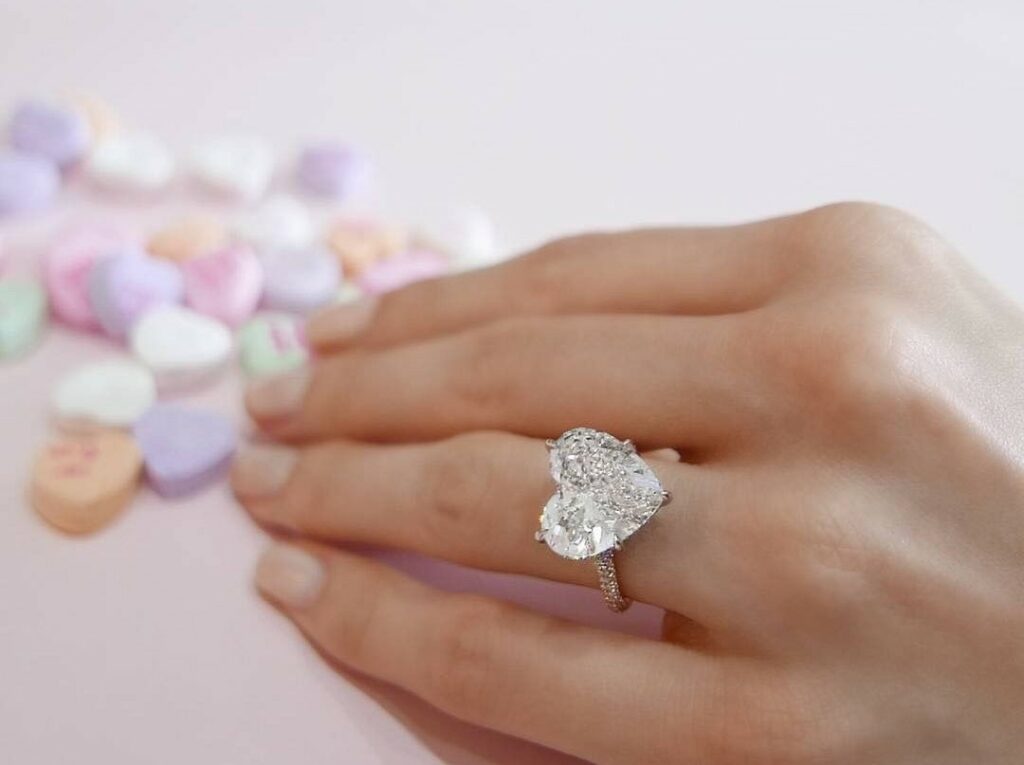 8 carat heart pave diamond ring