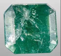 emerald before treatment